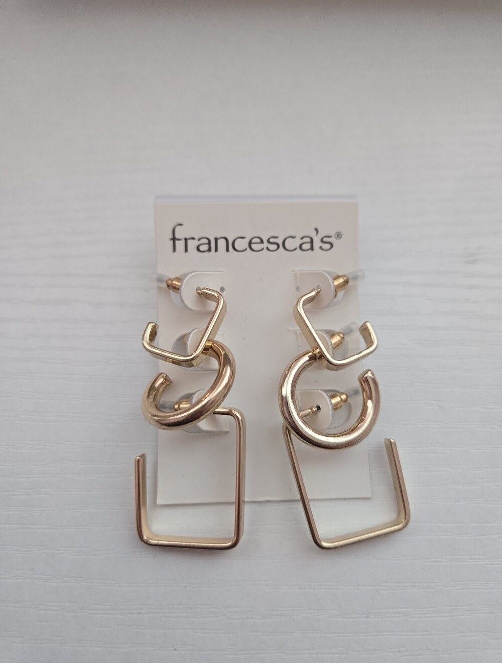 Francesca's Collections Gold Interlocking Geometric Drop Earrings